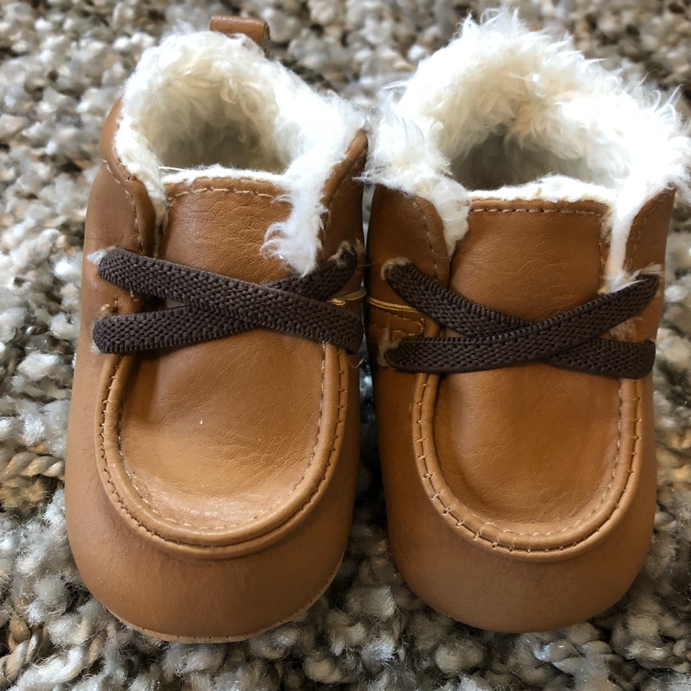 NEW BORN WINTER BOOTYS
